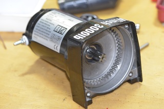 06-motor1.JPG